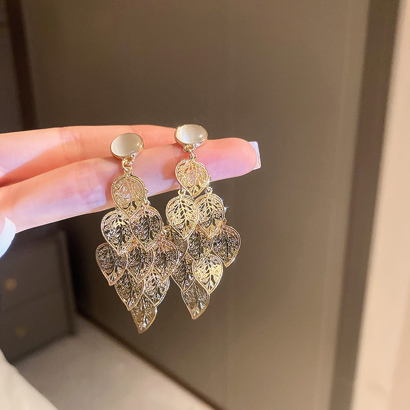 Boucles d'Oreilles Ajourées Feuille Diamant