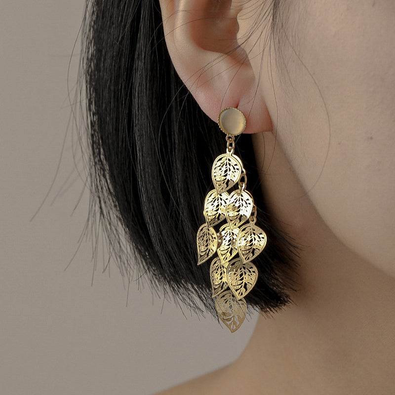 Boucles d'Oreilles Ajourées Feuille Diamant